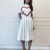 Бяла плисирана рокля със сърце Джофра - лице